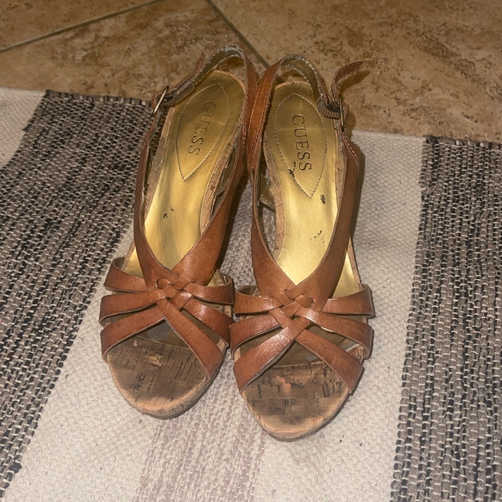 Guess block wedge strappy sandals size 7